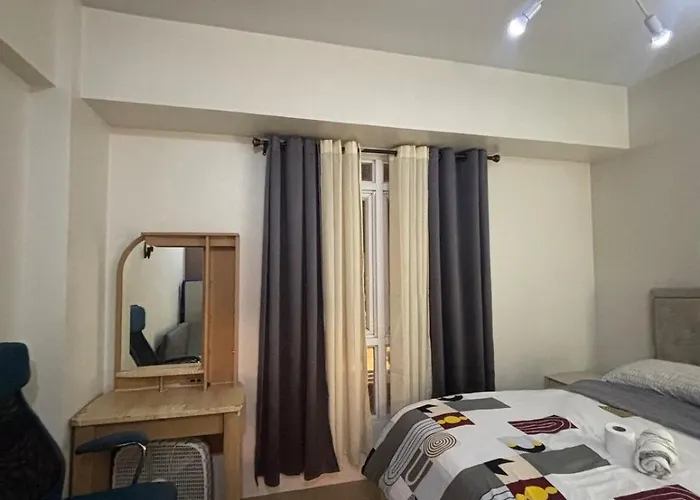 2b Family Suite-150 Newport Boulevard Hotel Manila
