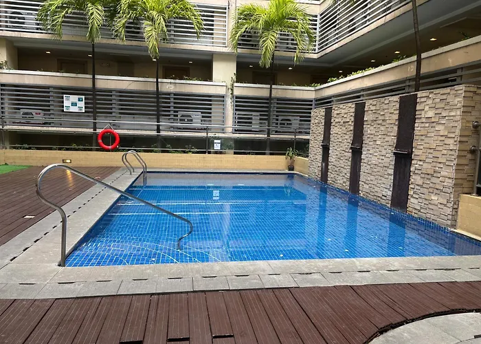 2b Family Suite-150 Newport Boulevard * Manila